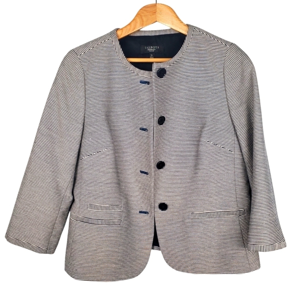 Talbots Black and White Pinstripe Blazer. 12P. G0097